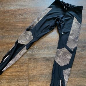 LIMITED Nike Camo Flash Tights